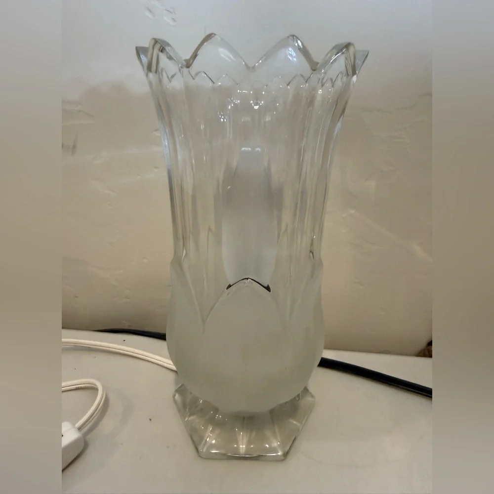 Vintage Crystal Tulip Torchiere style table lamp  Clear and Frosted ~8.5” Accent